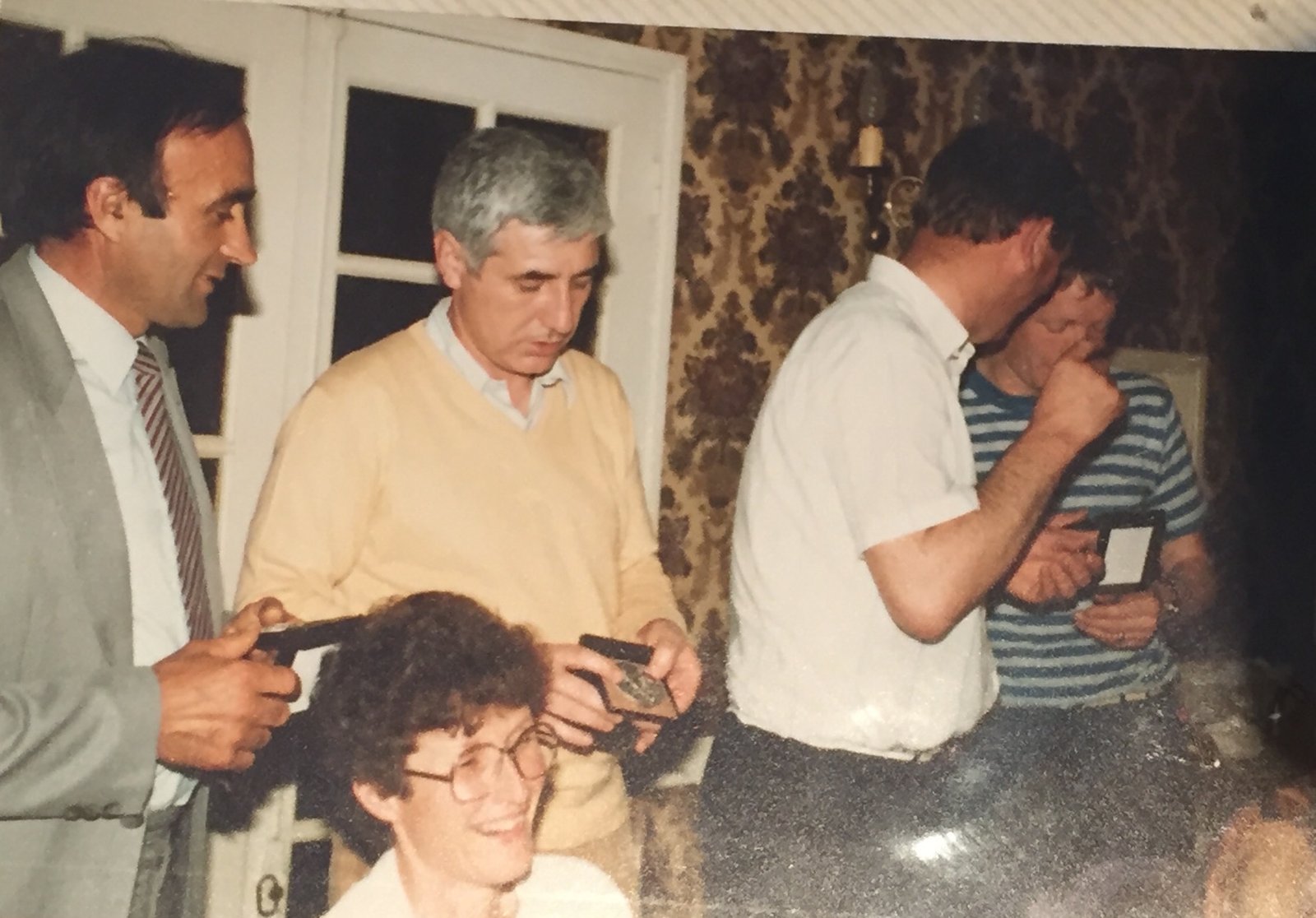 Remise de médailles par le président CHATEL
